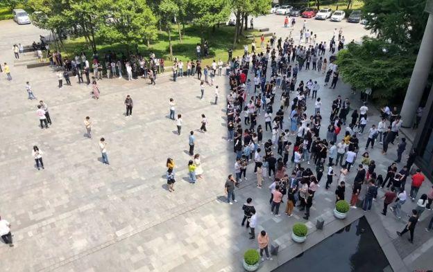北京极端风高楼轻晃,设计策略快速解答_VR型43.237